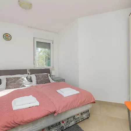 Apartman And Excelsior Split