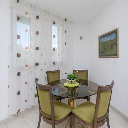 Apartman And Excelsior Split