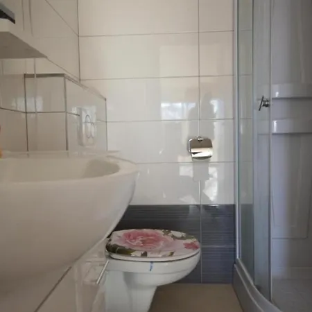 And Excelsior * سبليت