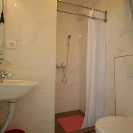 And Excelsior Apartman