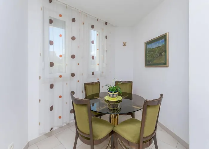 아파트 And Excelsior 스플리트