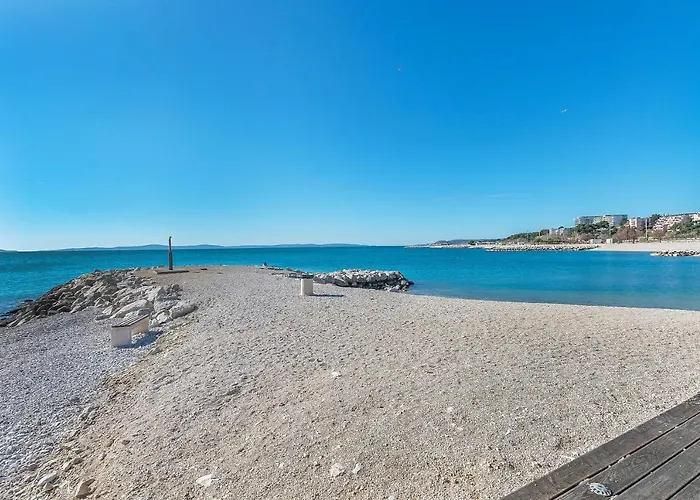 And Excelsior 스플리트