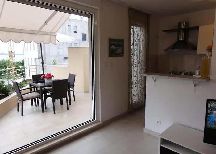 And Excelsior 아파트