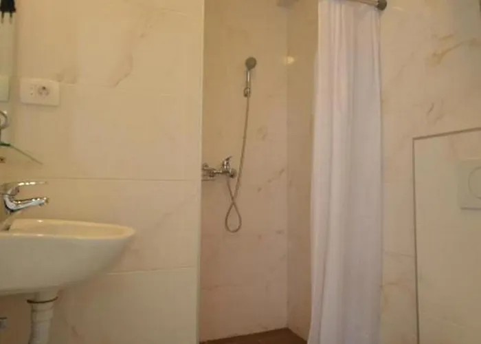 And Excelsior 아파트